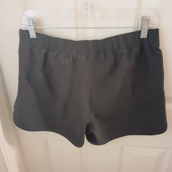 Girls XXL / 18 Plus shorts - Old Navy Active - Picture 2 of 3